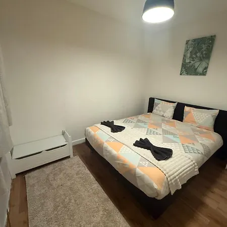Petite Maison, Apartment Aulnay-sous-Bois